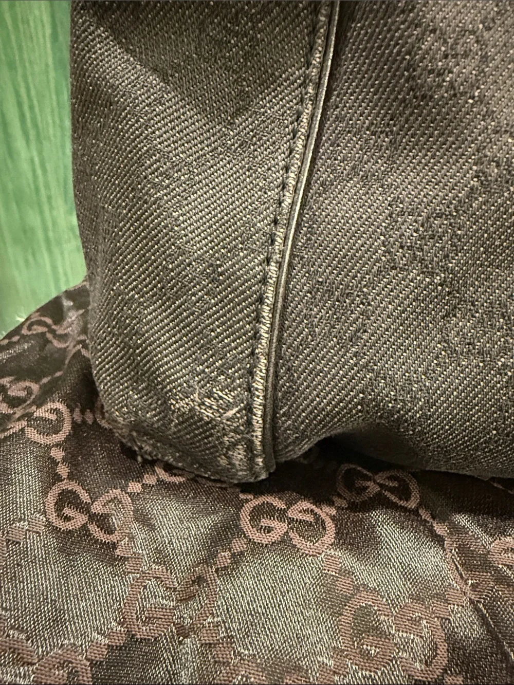Gucci shoulder bag